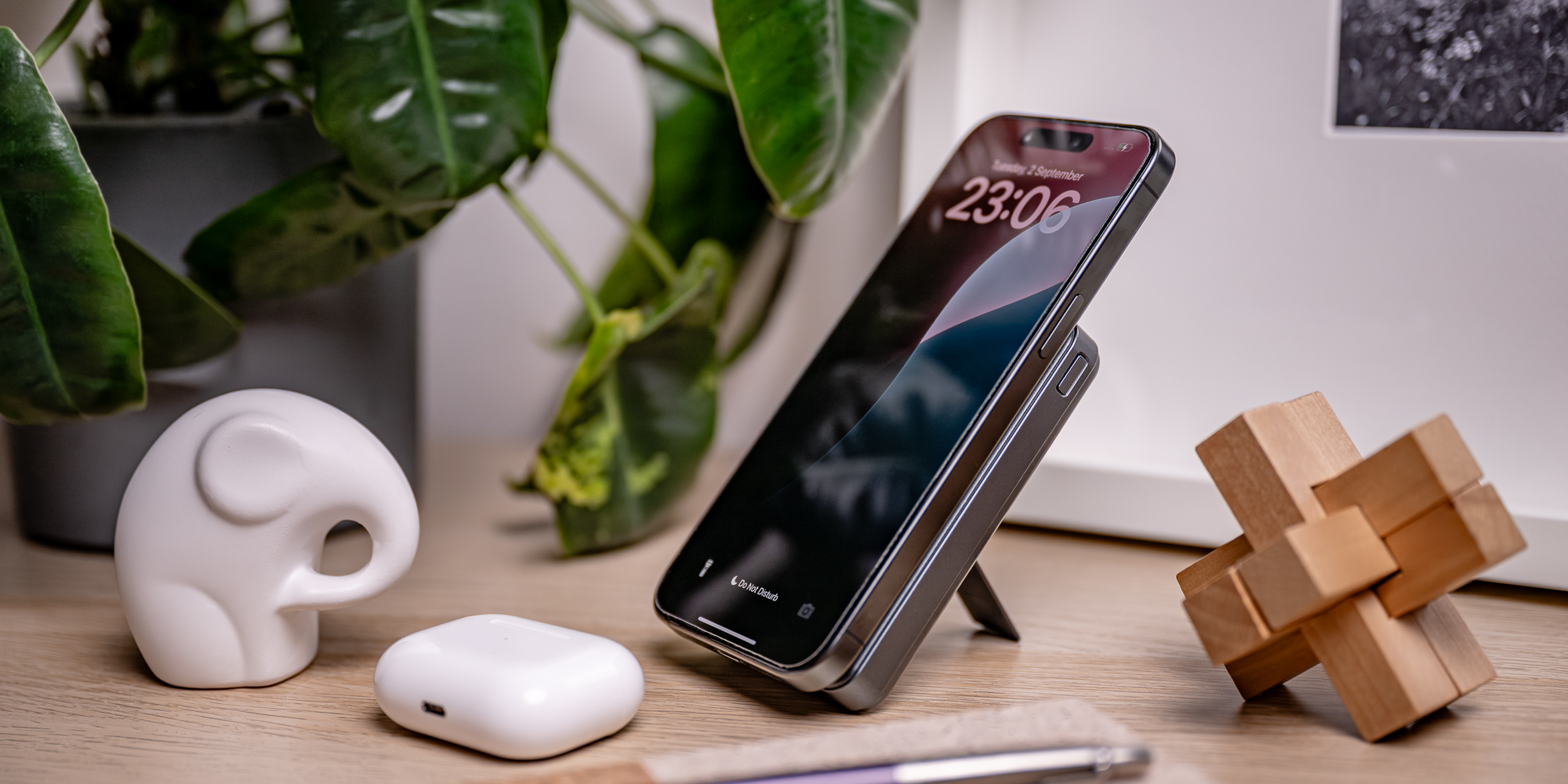 Power Bank Newell MS-10000 Pro MagSafe 10000 mAh 2x USB-C - szary